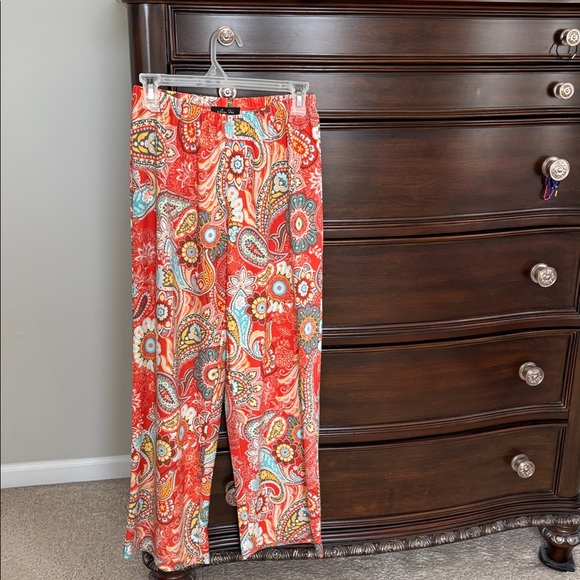 Melissa Paige Red and Pink Floral Pants - Picture 1 of 6
